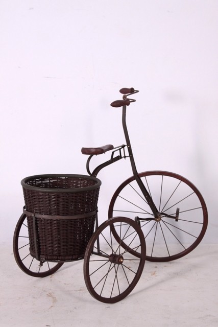 빈티지 둥근 바구니 철제 자전거 베란다 데크 카페 호프집 매장 인테리어소품
