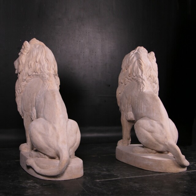 앉아있는 사자 조각상 로만스톤 피니쉬 앤틱 인테리어소품